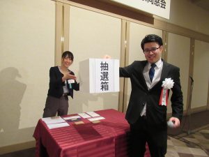 38_大抽選会の始まり始まり・始まり