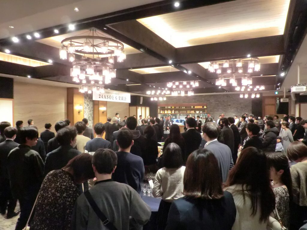 10_1.理事長ご挨拶時会場風景①